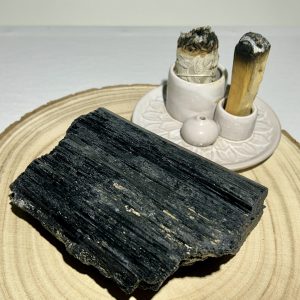 Pierre brute Tourmaline Noire - 1700 g