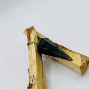 Pendule hexagonal Labradorite