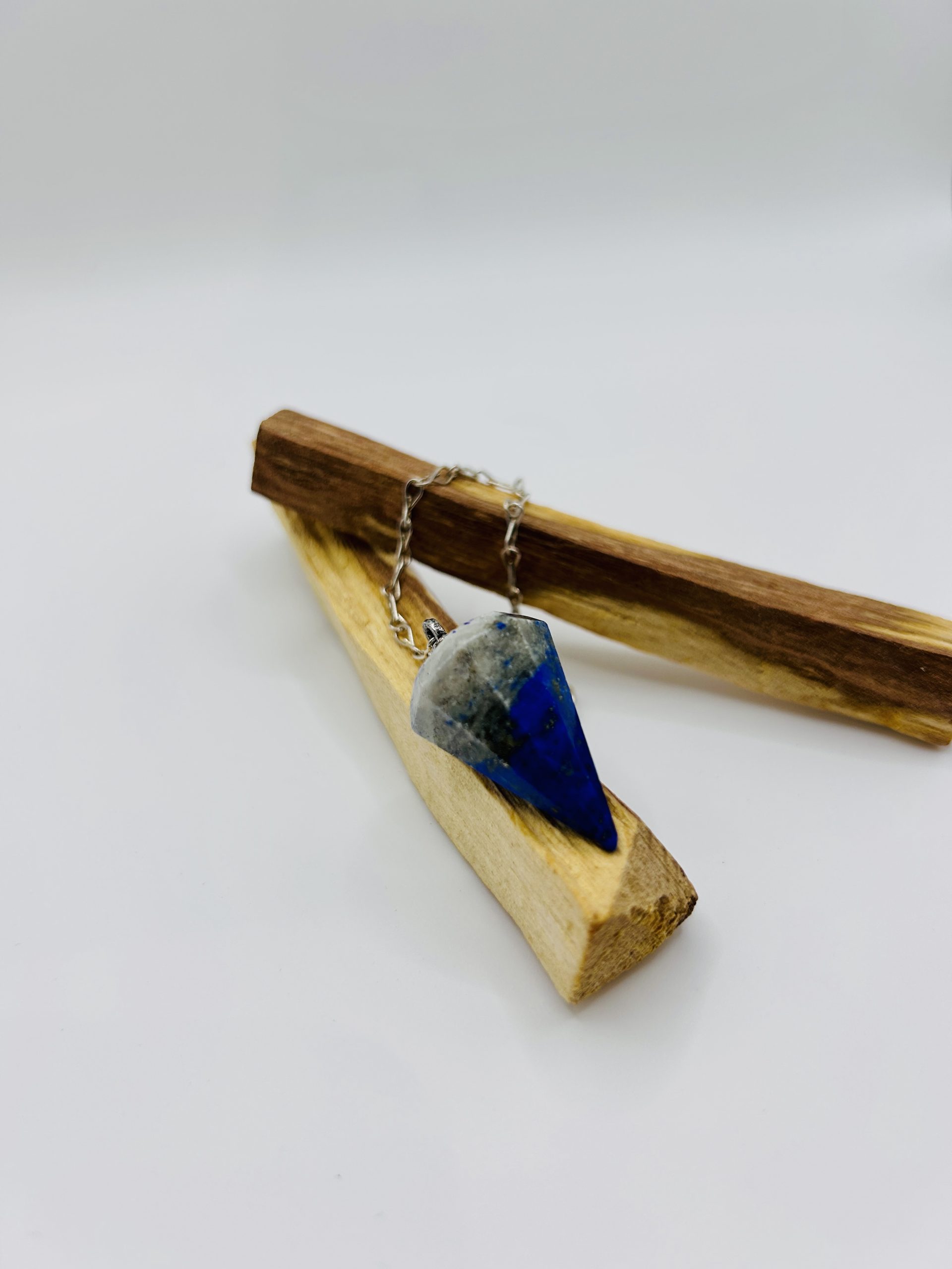 Pendule hexagonal Lapis Lazuli
